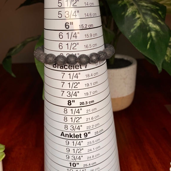 Green Tiger’s Eye Stone and Natural Lava Rock Diffuser Bracelet - Picture 6 of 7